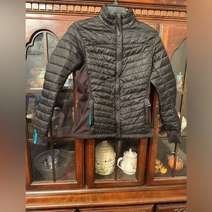 Ariat Beautiful Women's Down Sweater Puffer Jacket Black & Blue Size Small